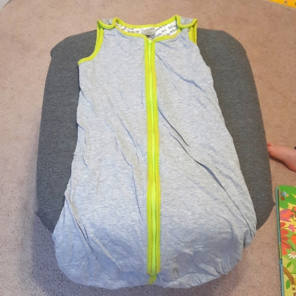 Baby dee dee sleep sack 16 to 26 lbs